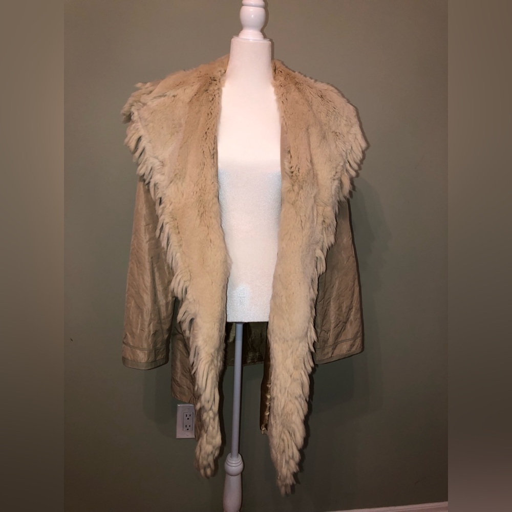 Real Fur Trim Jacket Coat Size 8 soft beige fur
